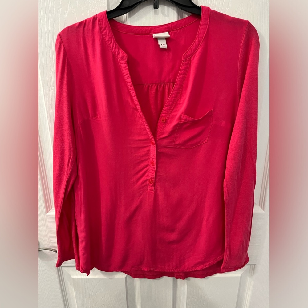 Merona petite size small mixed media top